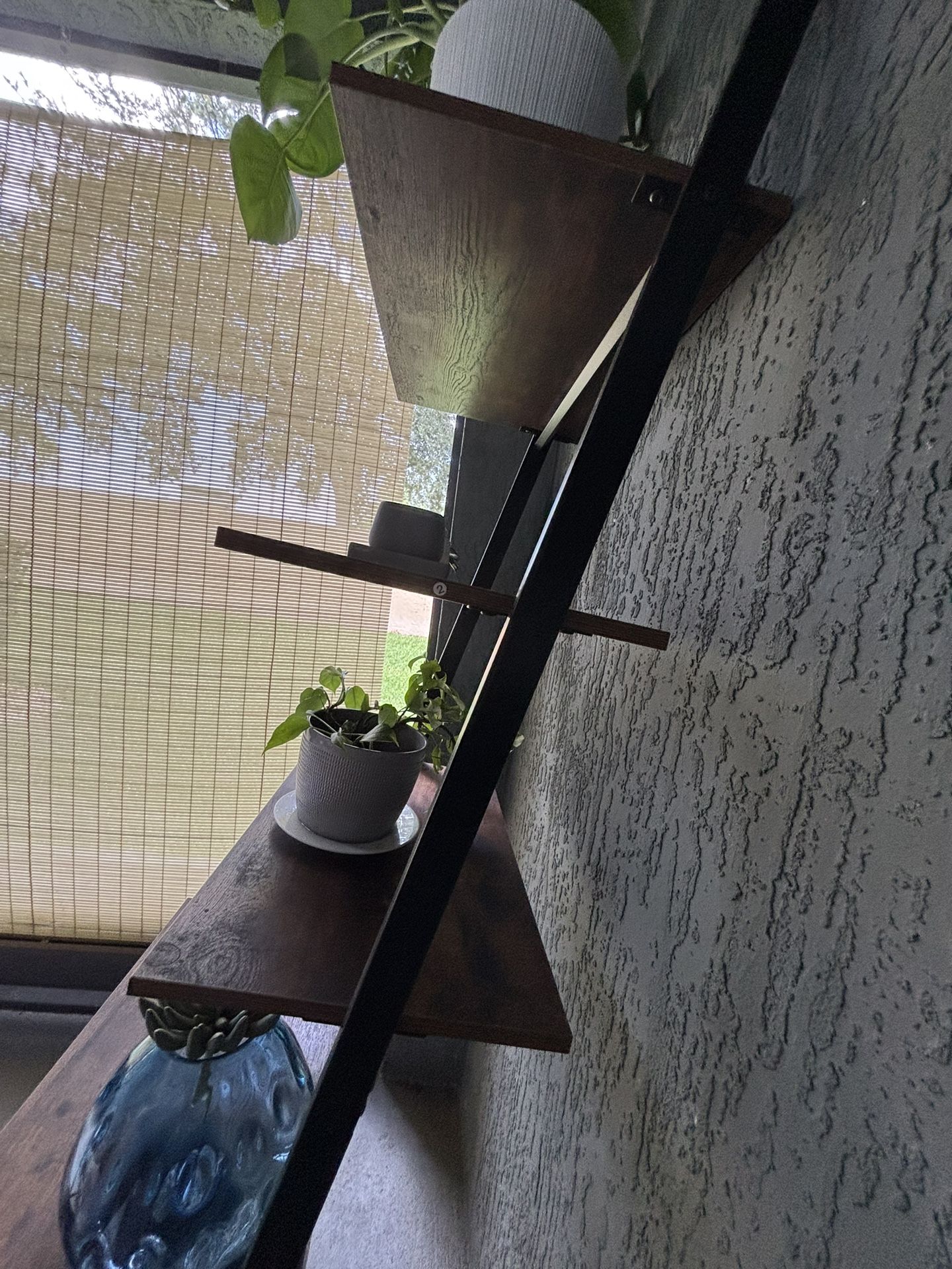 ladder-style shelf