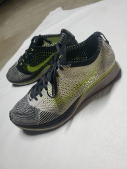 Nike Flyknit Racer