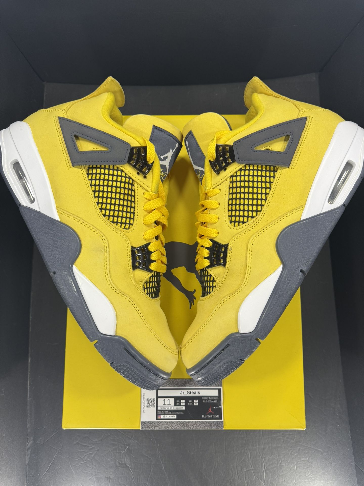 Jordan Retro 4 Lightning