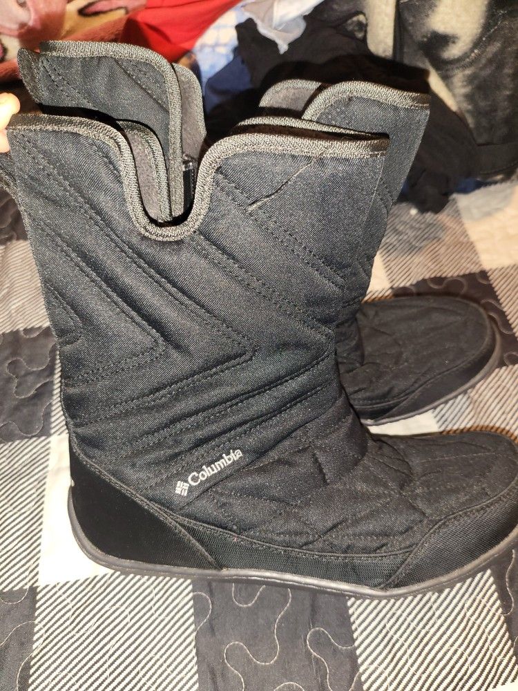 Columbia Snow Boots