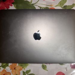 2020 Apple MacBook Pro 13”