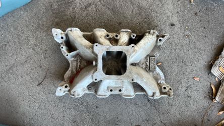 Ford 351 intake