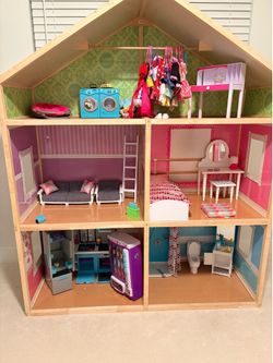American Girl-size Dollhouse with Authentic American Girl Furniture Accessories