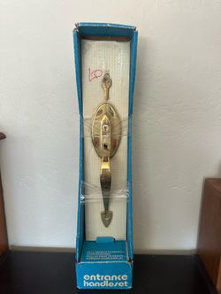 Vintage Kwikset Door Handle / Entrance handle Oval Brass Belair #472