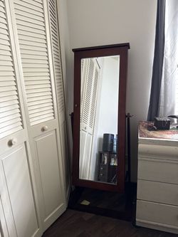 Hives & Honey Standing Cheval Mirror Jewelry Armoire – Dark Walnut Finish