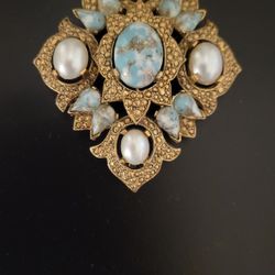 Sarah Coventry Brooch