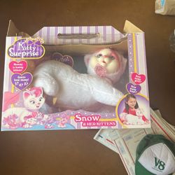 Kitty Surprise, Plush Mama Kitty Itten