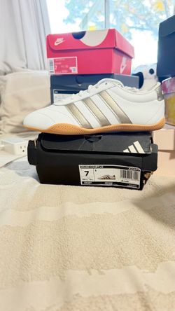 Adidas grand court lo
