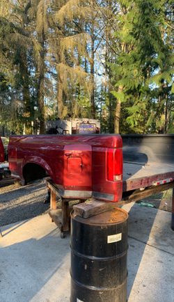 1996 FORD F 350 BED ONLY