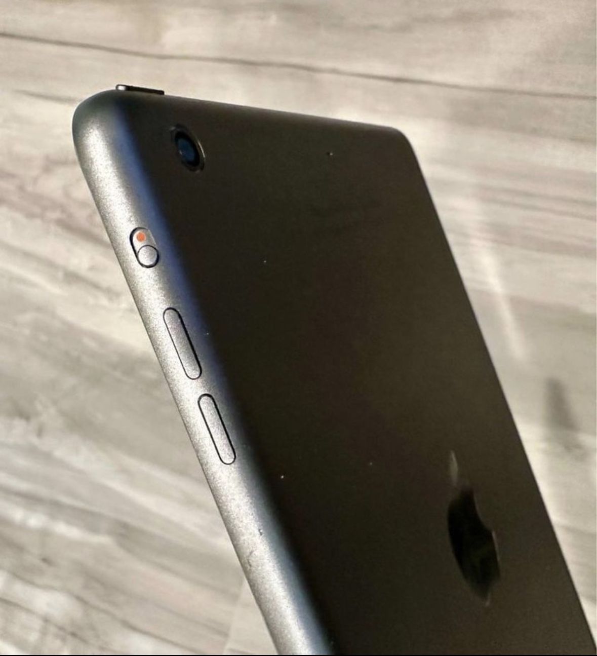 Apple iPad Mini 2nd Gen 7.9in, 32GB, WiFi, Space Grey Color FREE