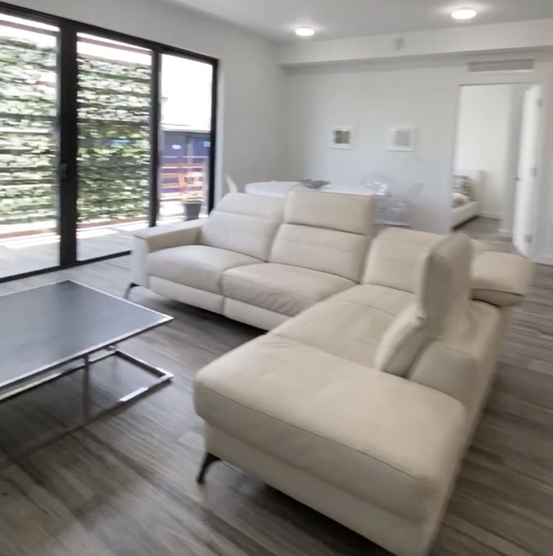 White Leather Couch for Sale in Miami, FL OfferUp