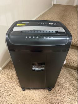 paper shredder 24 sheets