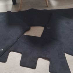 Kia Sorento Floor Mats Set