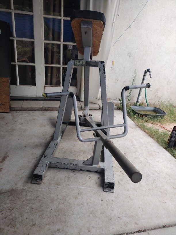 T-bar Row Machine