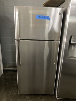 27” Ge Stainless Steel Top Freezer Refrigerator 