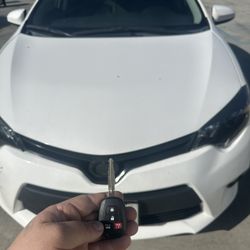 Keys New And Used Llaves 