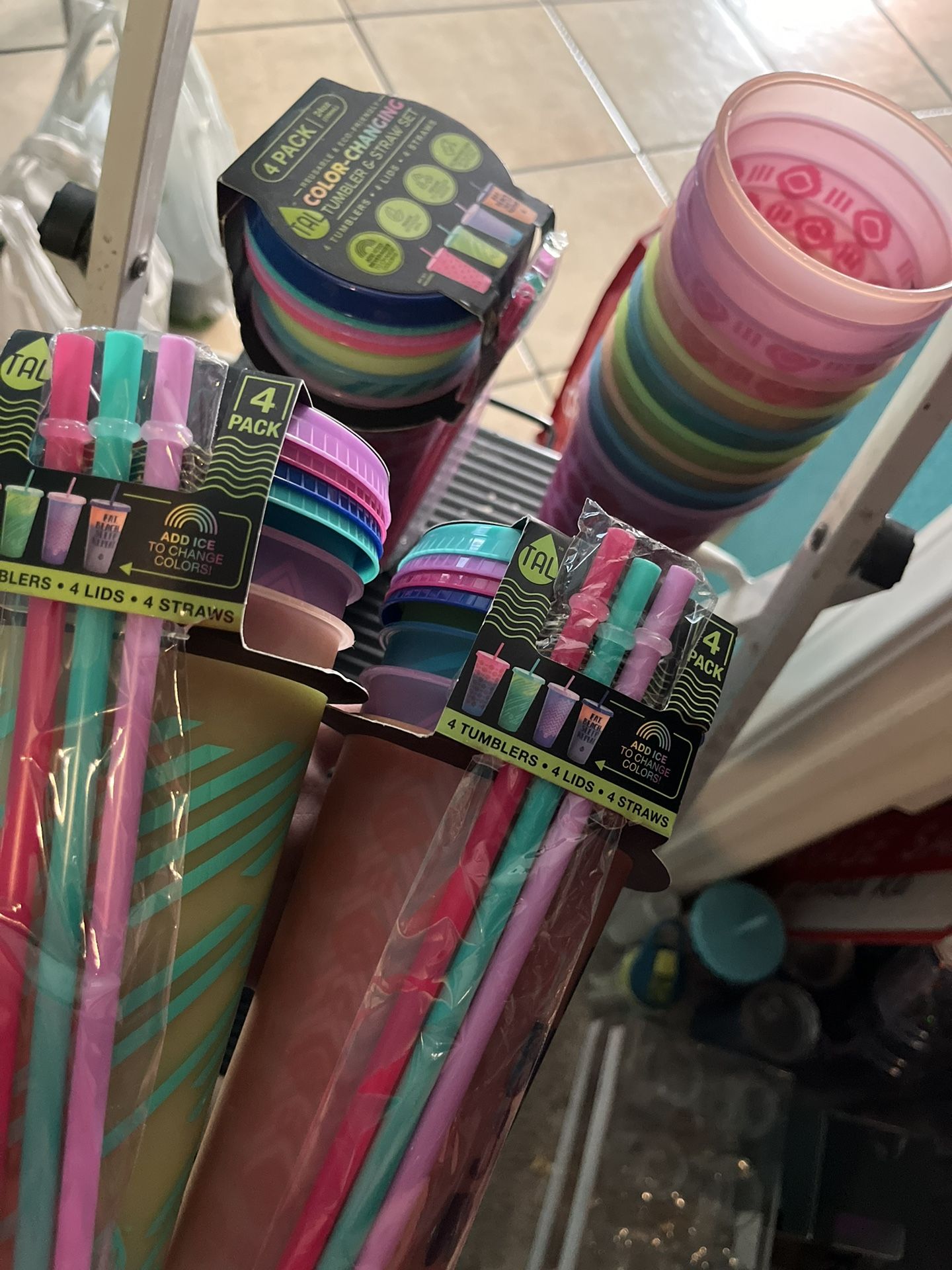 Color Changing Cups .