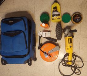 DEWALT   CAR DETAILING  POLISHER AND ACCESSORIES