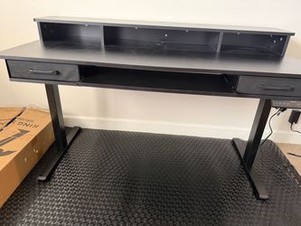 NEW Black Gaming Standing Desk