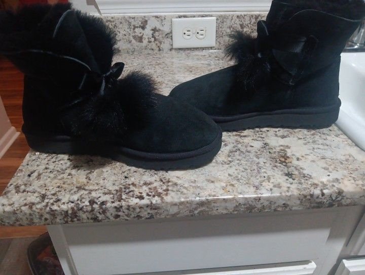 Black Ugg Boots