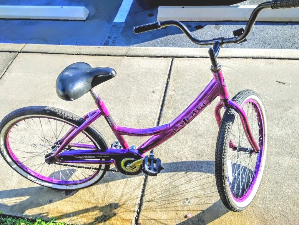 24' Next Lajolla Street Cruzer Cheap 40Dollars