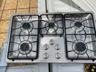 GE Gas Cooktop
