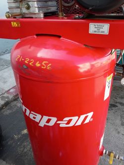 Snap-on Vertical Air Compressor