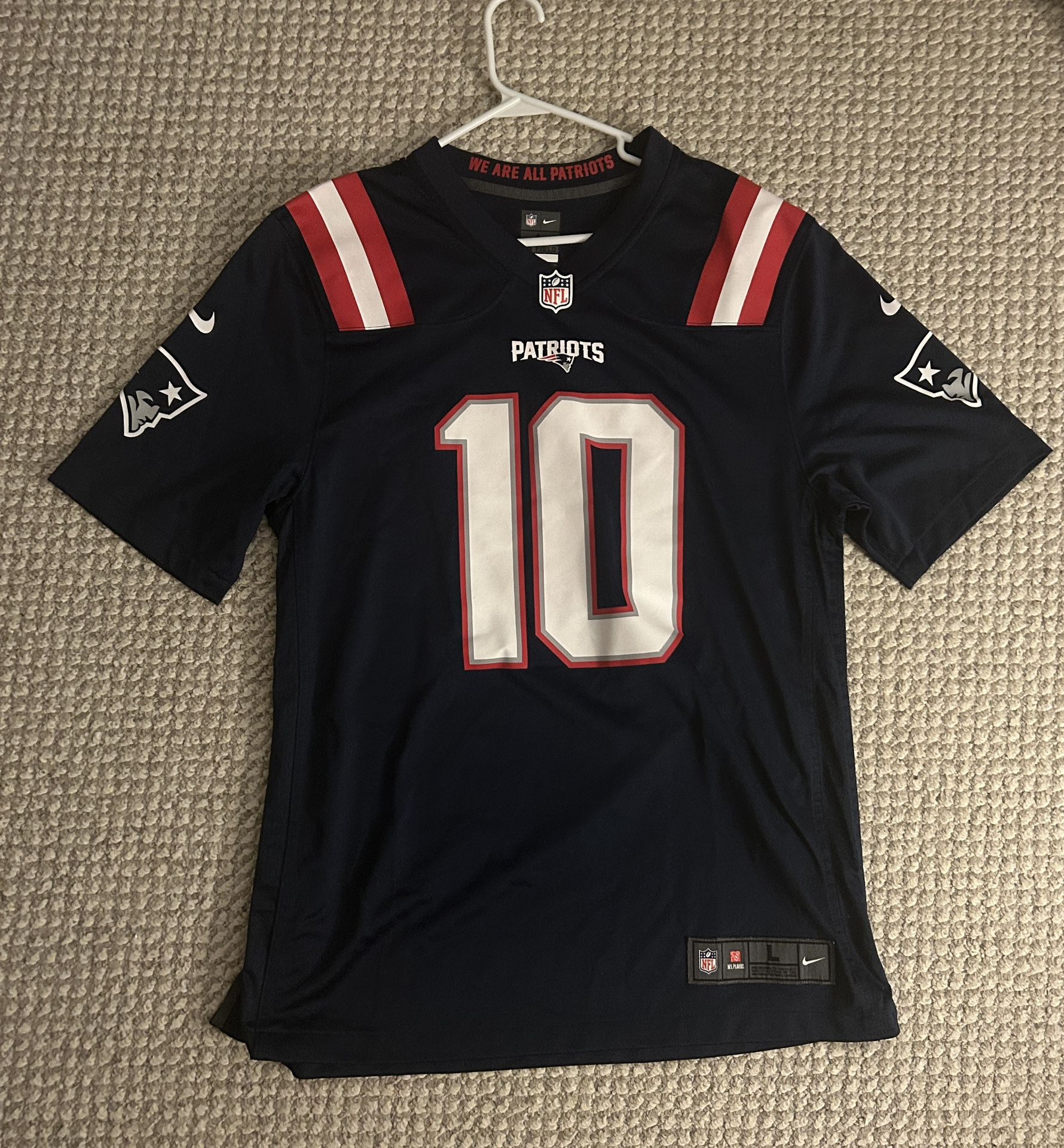 Mac Jones Patriots Jersey Size L