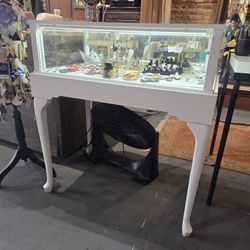 Display White, Jewelry, Dish, Bags, Memorabilia Display On Legs