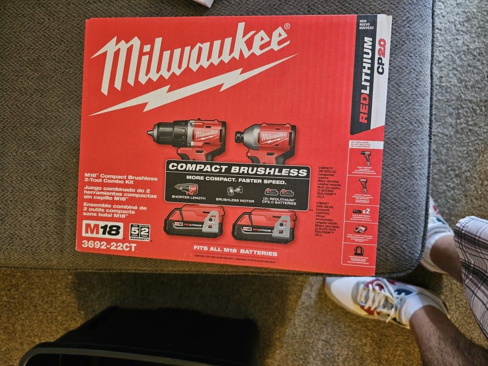 Milwaukee 2 Tool M18 Set And Packout System