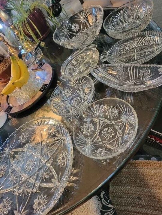 Vintage Anchor Hocking  Serving  Dishes ( Platters, Bowls)