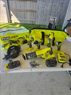 🔥$200 PRICE IS FIRM🔥 RYOBI ONE+ 18V Cordless 6-Tool Combo Kit with Compact Batteries, Charger and contractor bag