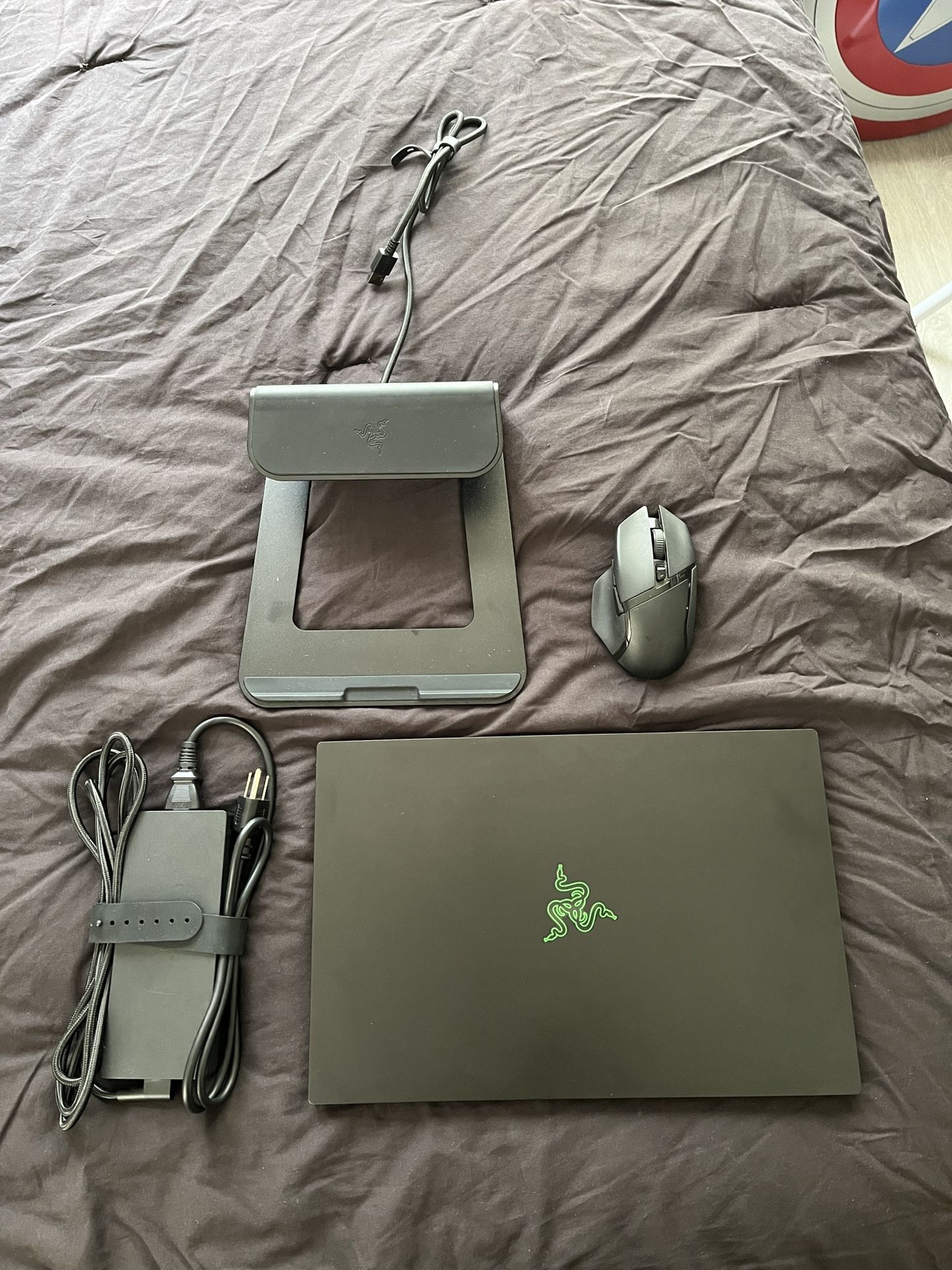 Razer Blade 15 - Base 2022 Edition