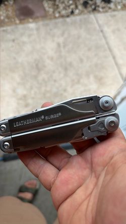 Leatherman Surge