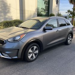 2017 KIA NIRO LX HYBRID 