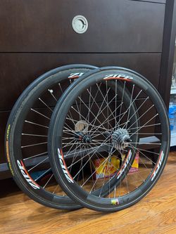 Zipp Carbon Tubular 650c Wheelset - DT Swiss 240s Hubs - SRAM 9-Speed Cassette