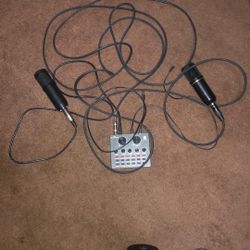Live Sound Card W/2 Microphones And Chords