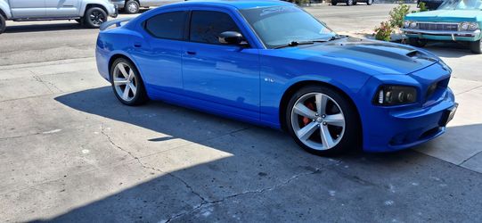 2008 dodge Charger srt8 sedan 6.1 hemi