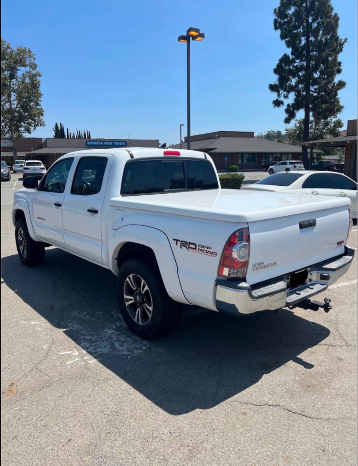 TACOMA HARD TOP BED COVER
