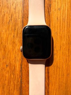 Apple Watch SE 44mm Rose Gold