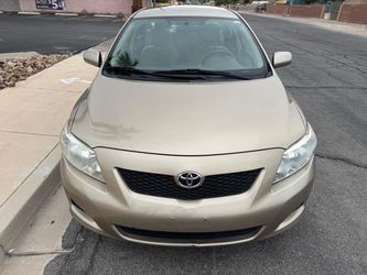 Toyota Corolla  2010