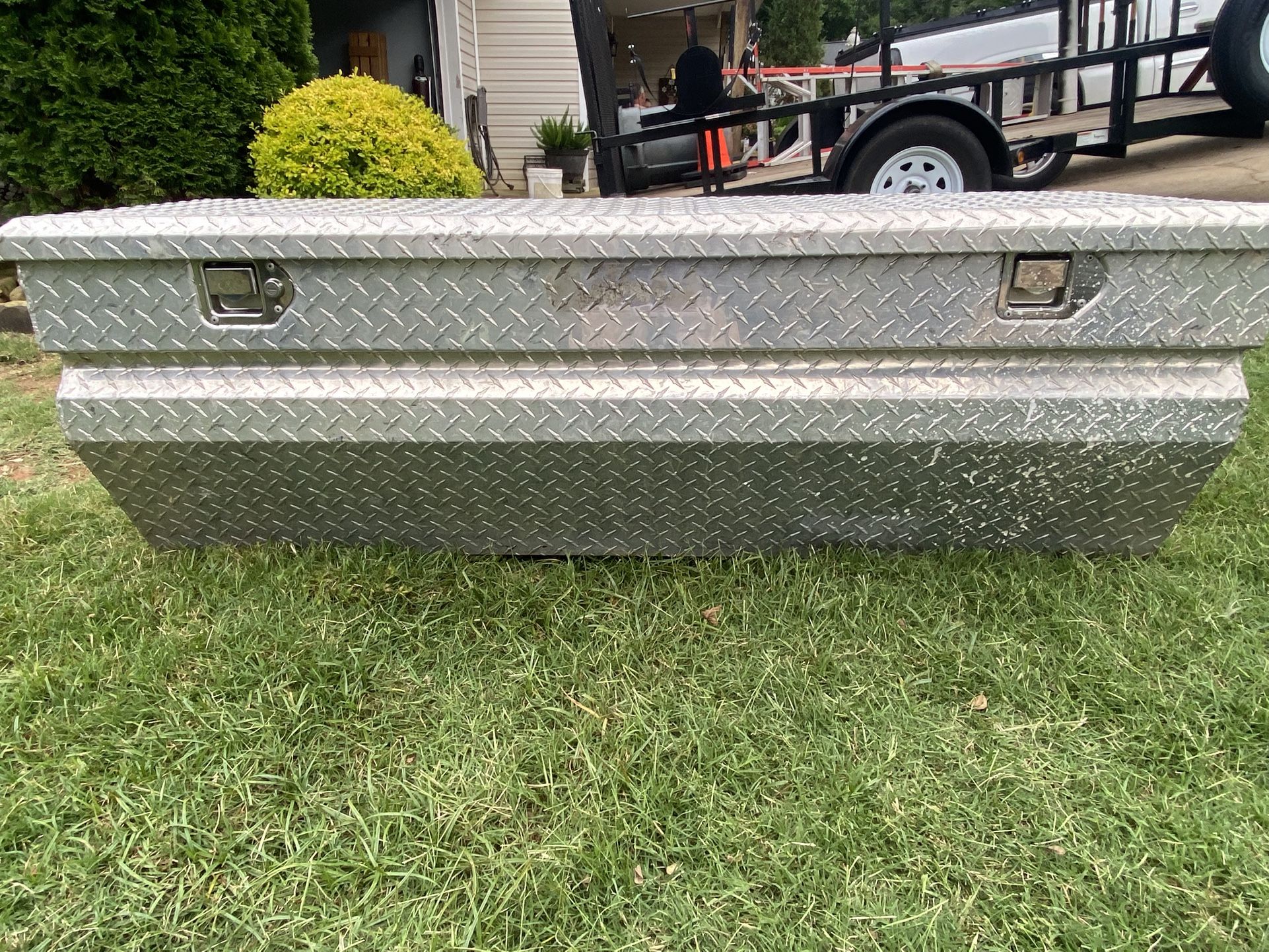 Crossbed/toolbox No Keys But It Opens