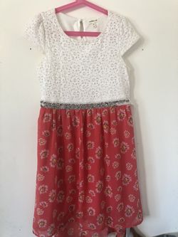 Girls dress