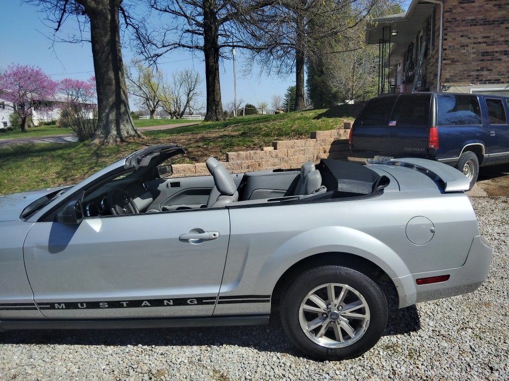 2005 Ford Mustang
