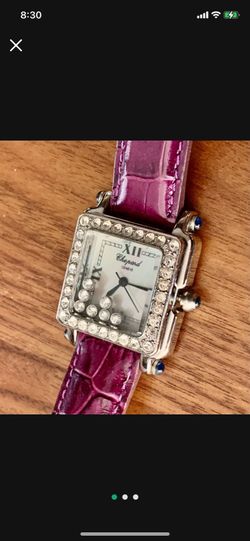 Ladies small watch. Midtown area