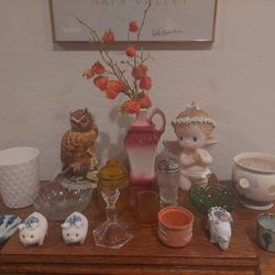 Assorted Decorative Items