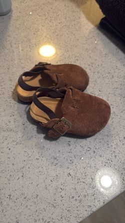 brown suede mule
