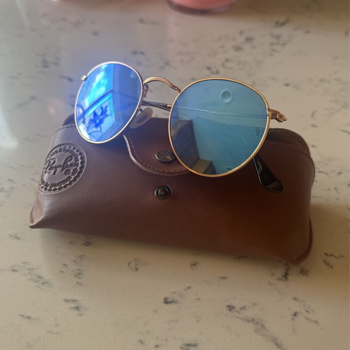 Blue Round Metal Ray Ban Sunglasses