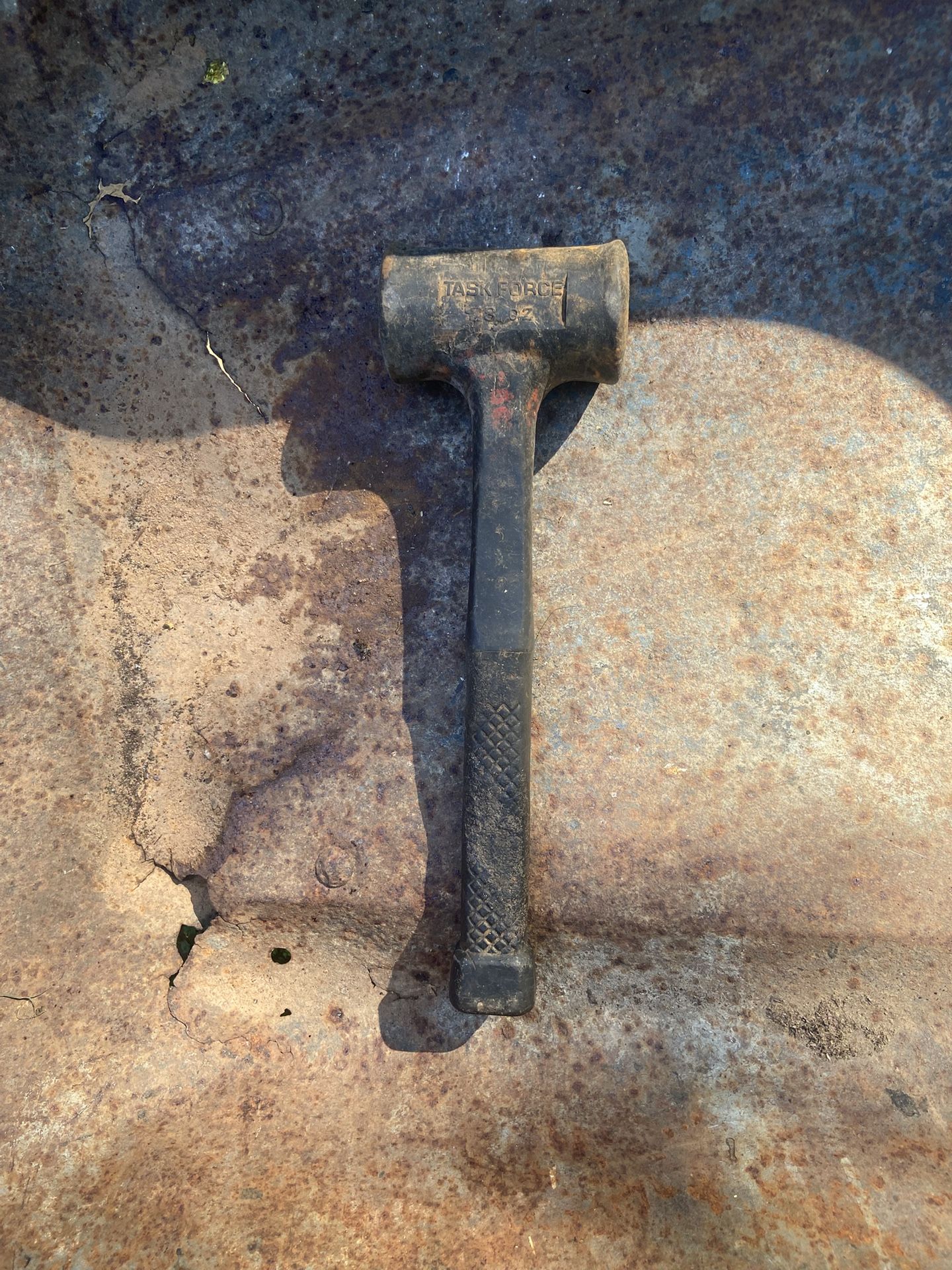 TASK FORCE 8OZ DEAD BLOW HAMMER 