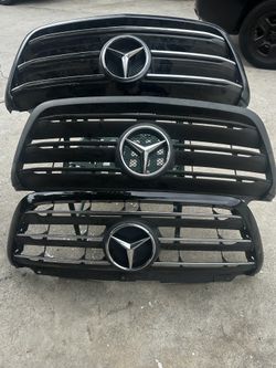 Mercedes-Benz  Sprinter Grill (2018+)
